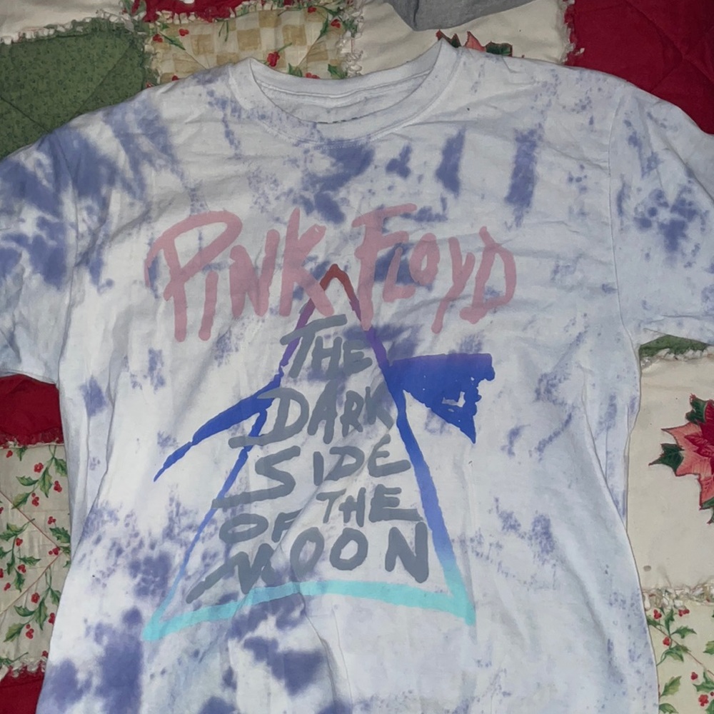 PINK FLOYD SHORT SLEEVE T-SHIRT SIZE MEDIUM TIE DYE